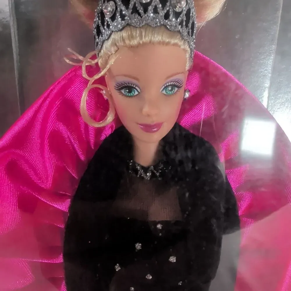 1998 Happy Holidays Barbie Special Edition Doll 20200 NRFB Hallmark Promo Mattel